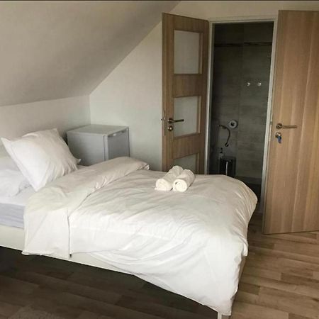 Hostka  Apartment Oskar מראה חיצוני תמונה